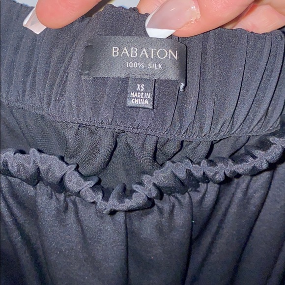 Babaton off the shoulder top - Picture 3 of 5